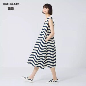 NEW UNIQLO x Marimekko V-Neck Flared Dress cotton pockets